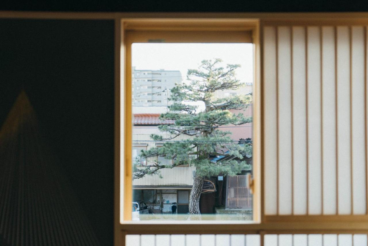 Appartement Ishizue Tabi-Ne à Kanazawa Extérieur photo